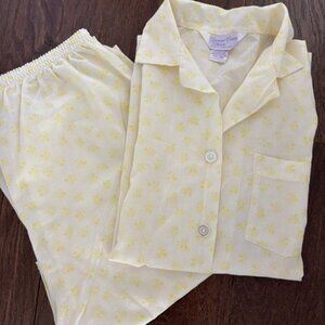 Vintage Carriage Court Sears Pajamas Sz 36